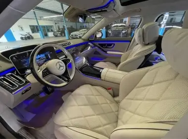 Mercedes Benz S580 Maybach duo tone