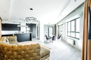 Продам квартиру на Акай сити 21 этаж. Квартира своя