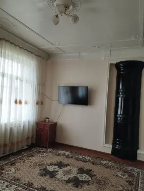 Юнусободда ховли сотилади