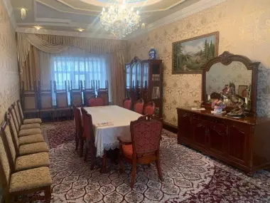 Продается Шакарчилар махаля (Алгоритм.Эшонгузар) 2 дома по 6 соток