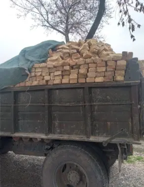 Продаю бу керпич стандарт и полтара