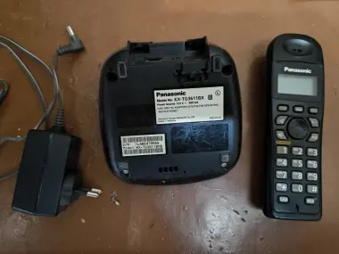 Радиотелефон Panasonic KX-TG3611BX б/у.Терминал Model No. KX-TG3611BX