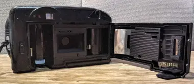 Продам плёночный фотоаппарат Izen DX
