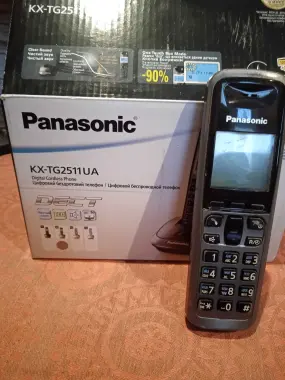Продам рабочий бесшнуровой телефон Panasonic KX-TG2511UA на запчасти
