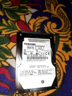 HDD TOSHIBA 320GB 100%lik hard ishlashi a'lo