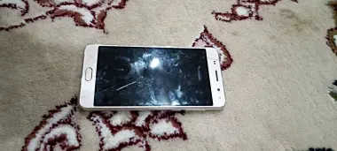Samsung galaxy J 7 Pro