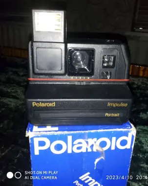 Фотоаппарат Polaroid Inpulse сотилади