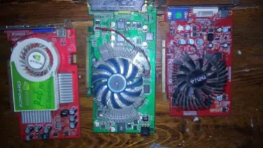 Продам 15 нерабочих видоекард pci express за 190т все разные от 6600