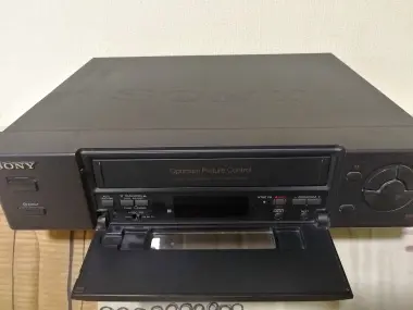 Видео магнитофон Sony