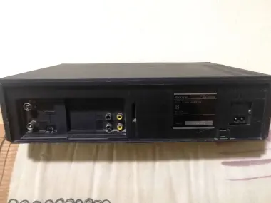 Видео магнитофон Sony