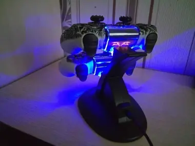 Докстанция / зарядное устройство / Playstation4 and XBox