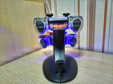 Докстанция / зарядное устройство / Playstation4 and XBox