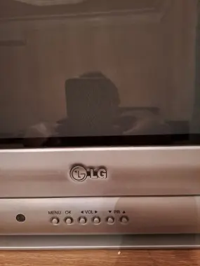 LG televizor sotiladi