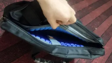 Kompyuter sumkasi sotiladi