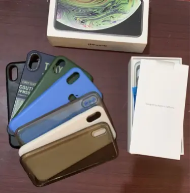 IPhone XS 64gb. В отличном состоянии