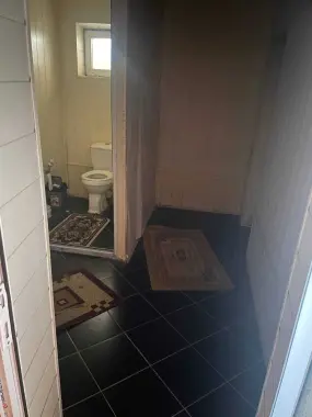 Ijaraga uy hovli beriladi