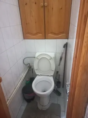Chlonzor 8 kv 2 xonali 2 etaj sheriklikka student bolla hamma sharoit
