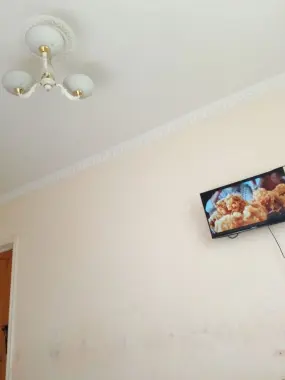 Qo'yliq 3-massivda Talaba qizlarga ijara uy