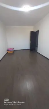 Ijaraga 3 ta qiz kere o'qiydigan yo ishlidigan