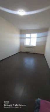 Ijaraga 3 ta qiz kere o'qiydigan yo ishlidigan
