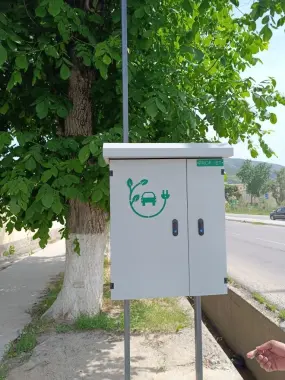 Установка зарядное устройство для Электромобилей