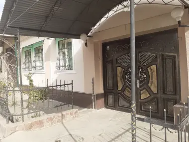 Кукчада ховли сотилади