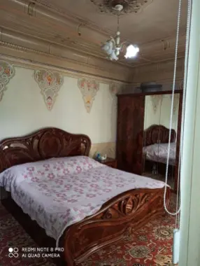 Sotiladi uchastka kokchada 4sotix fasad bor