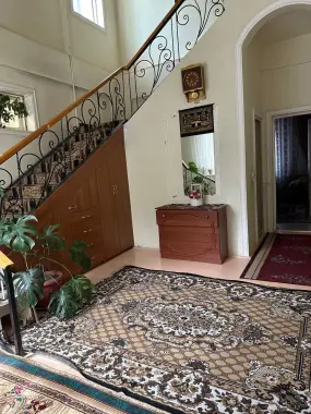 Продоетсья свой дом