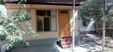 Продаётся дом в центре города