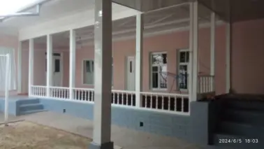 Ko`kchada 10 xonali hovli sotiladi holati yaxshi fayzli xonadon