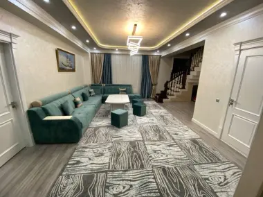 Продается дуплекс квартира 260кв.м
