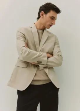 Костюм мужского отдела Mango ,из 100% льна Посадка slim fit, приталенн