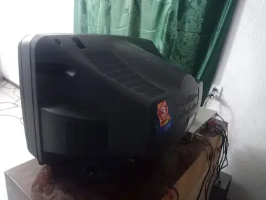 Продам телевизор LG