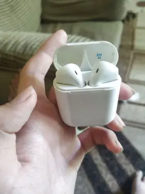 Продам i11 airpods2 наушники беспроводные