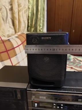 Продам звуковую колонку Sony