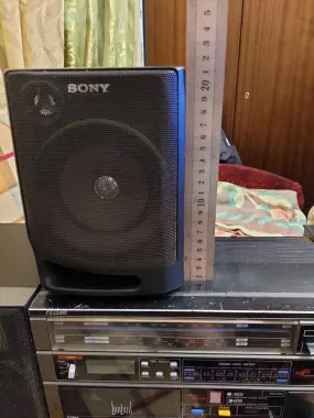 Продам звуковую колонку Sony