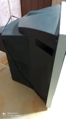 Телевизор LG рабочий 2 штуки