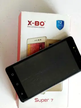 Телефон X-BO Super 7. В не рабочем состоянии