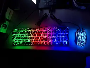 Новый комплект клавиатура и мышка shipadoo с подсветкой USB проводной