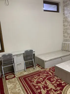 Студент қизлар учун шинам қулай покиза хона