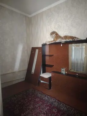 Sergili 4-bekatni oldida kvartira student qizlarga