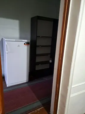 Уз уйимга кизларни ижарага куяман