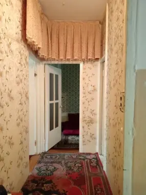 Kvartiraga sheriklikka o'qiydigan ishlaydigan qizlar olamiz
