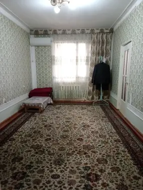 Kvartiraga sheriklikka o'qiydigan ishlaydigan qizlar olamiz