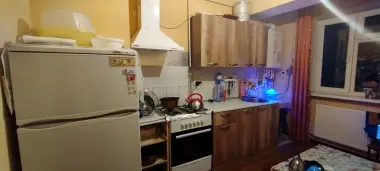 Квартира бор Доимий яшовчиларга ва Укувчи кизларга
