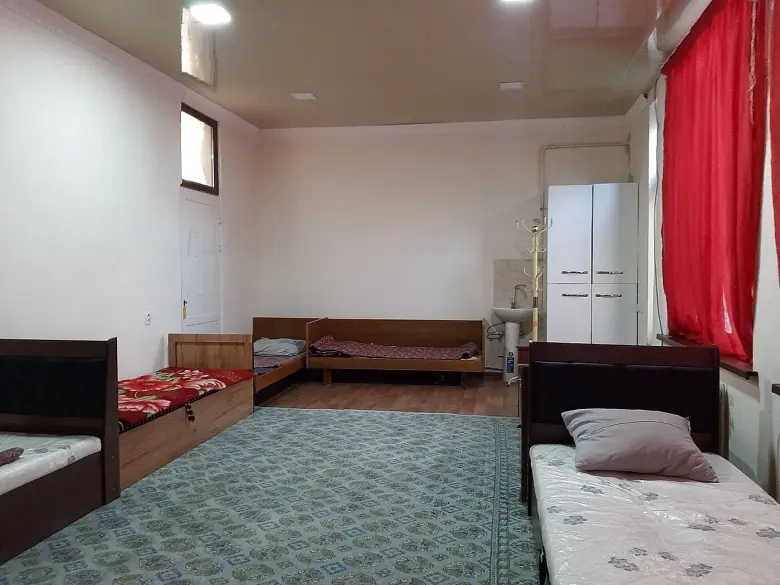 Kvartirant qizlar kerak