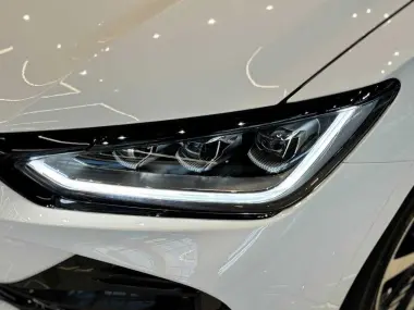 BYD E2 405km Luxe BYD ROHAT