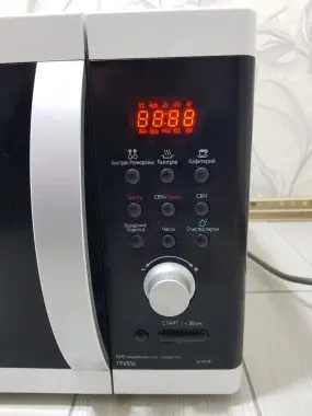 Срочно продам микроволновку Samsung 30 литр биокерамический открытие