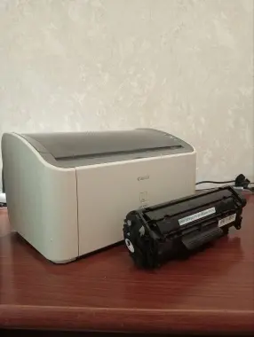 Принтер сотилади CANON LBP 3000