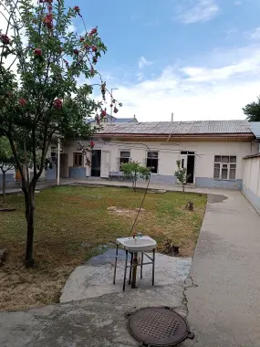 Uchastka sotiladi